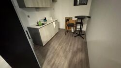 Robinson Square (D1), Office #463993011